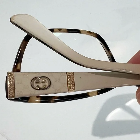 Gucci Tortoise Women's Eyeglasses / Frames - Picture 6 of 6